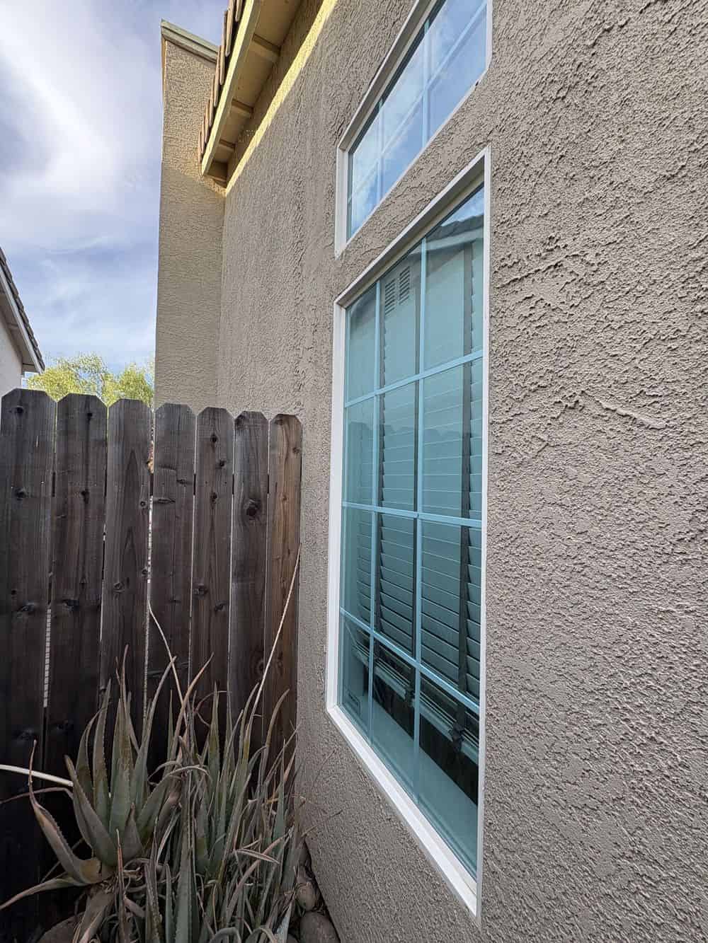 Window Screen Cleaning image