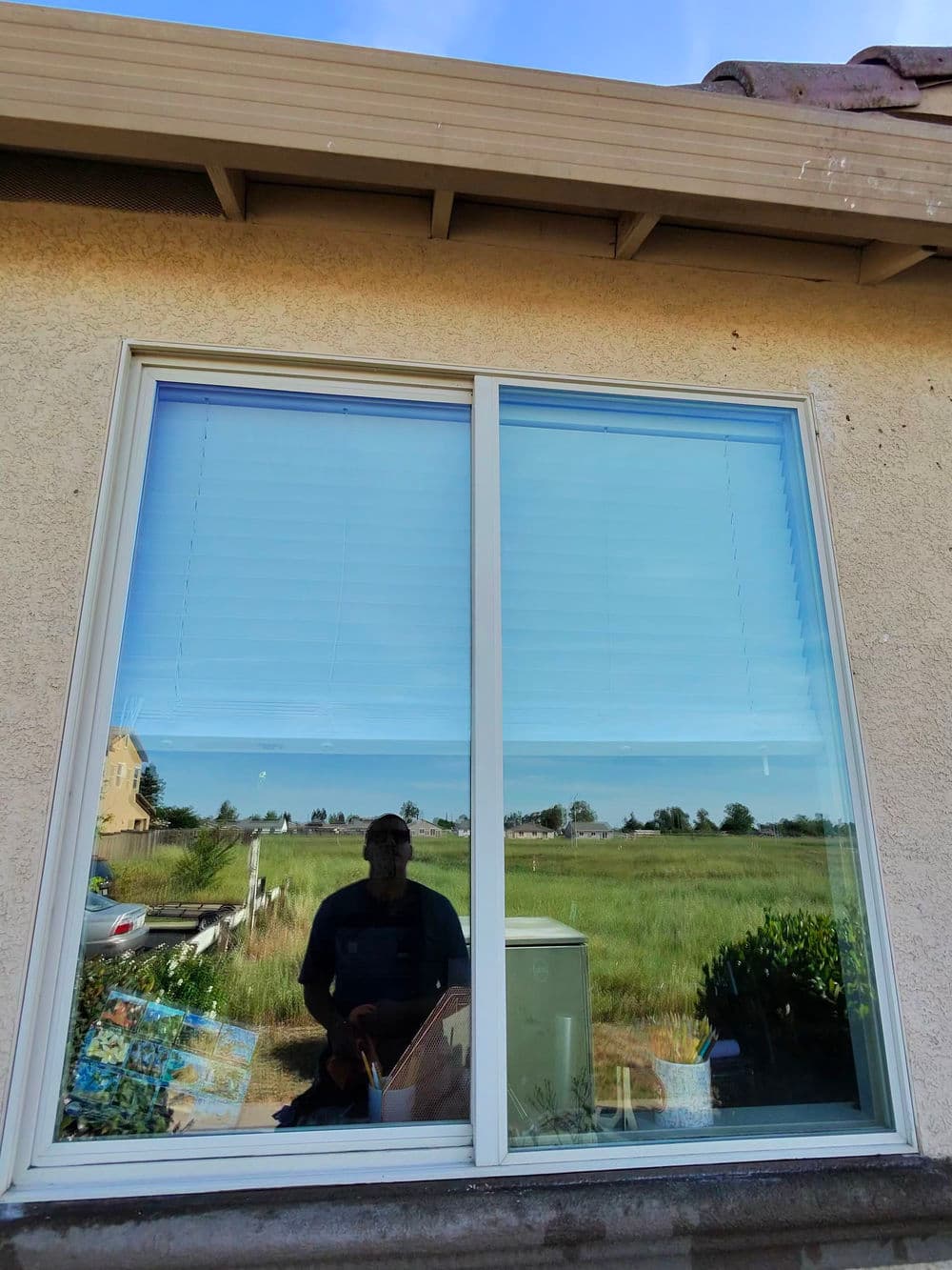 Gallery photos for Full Interior Exterior Window and Gutter Cleaning in Olivehurst: Image #3