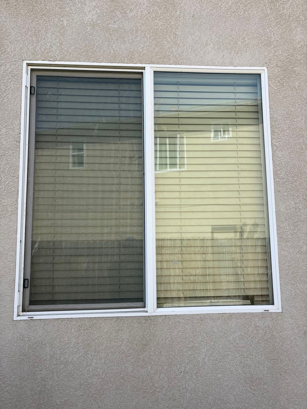 Gallery photos for Gutter Cleaning and Window Screen Repair in Olivehurst: Image #18