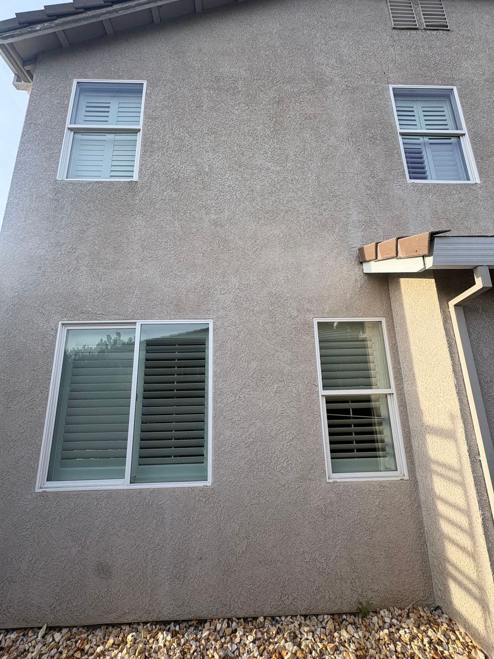 Pre-Listing Window Cleaning and Screen Repair in Plumas Lake image
