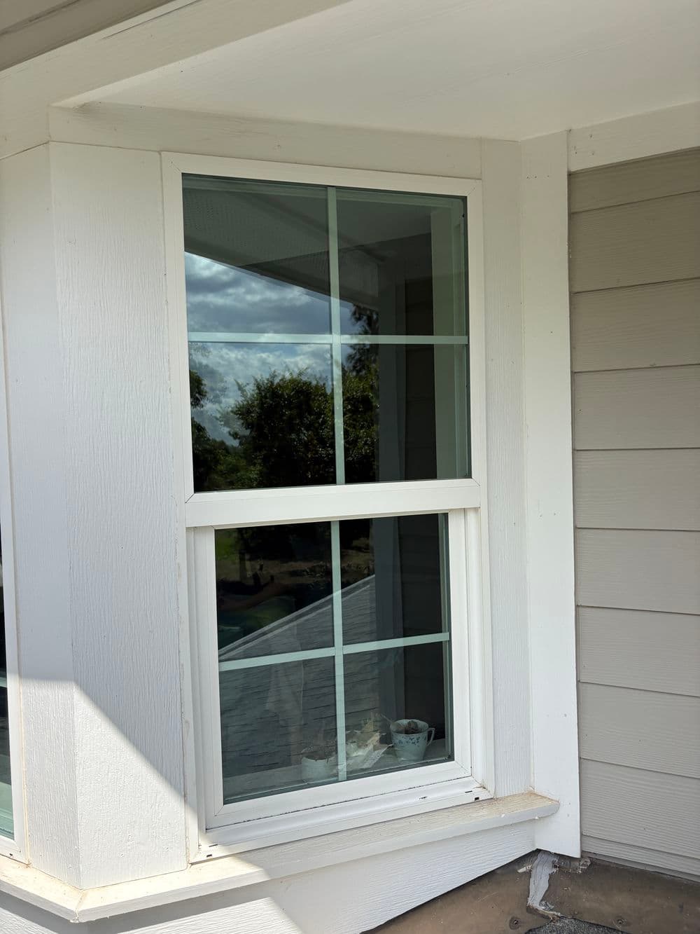 Gallery photos for Full Two-Story Window Cleaning for a Wedding-Ready Home in Marysville: Image #9