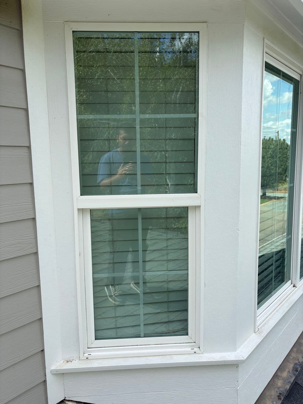 Gallery photos for Full Two-Story Window Cleaning for a Wedding-Ready Home in Marysville: Image #13