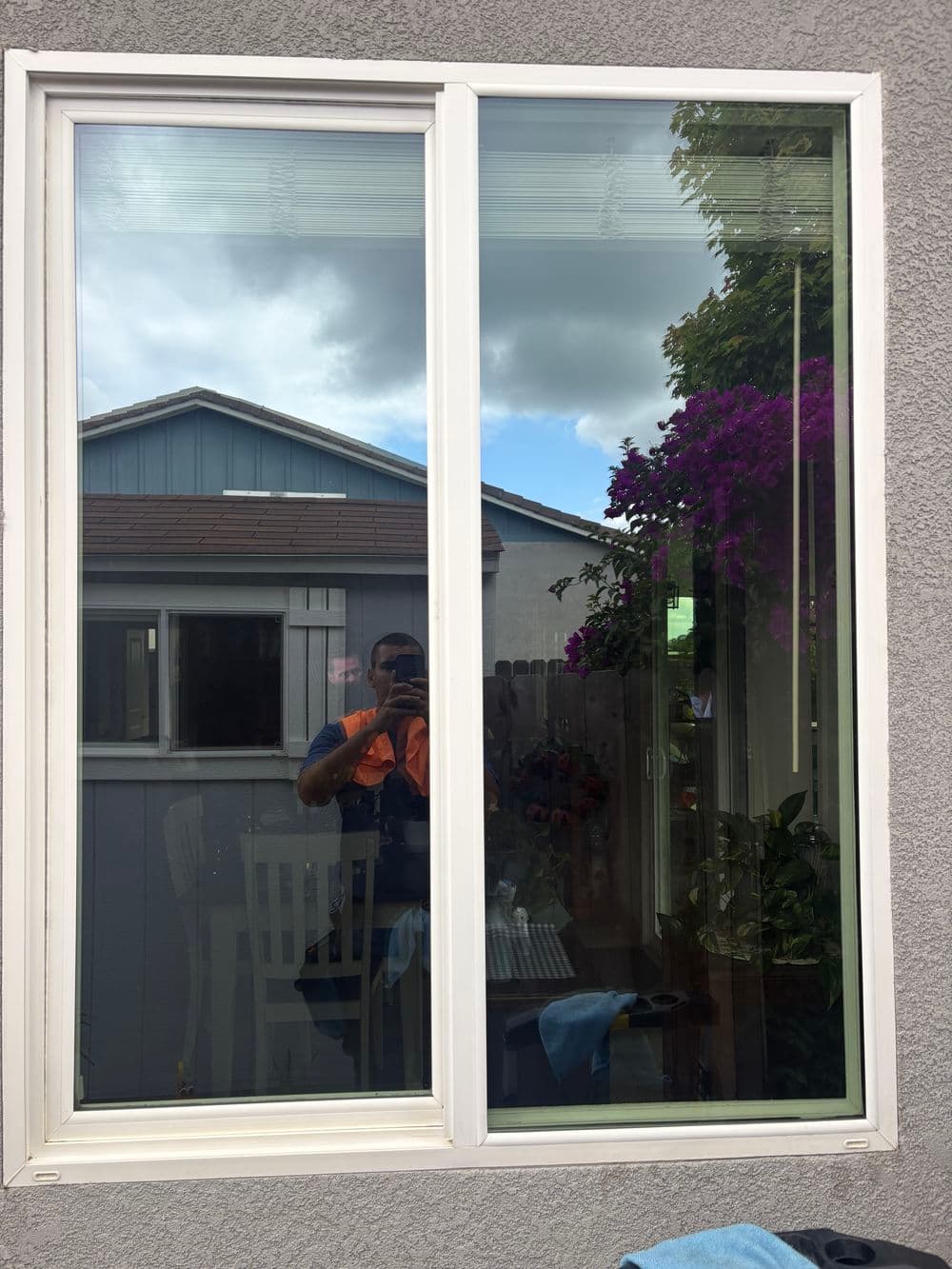 Gallery photos for Full Inside and Outside Window Cleaning in Plumas Lake: Image #4