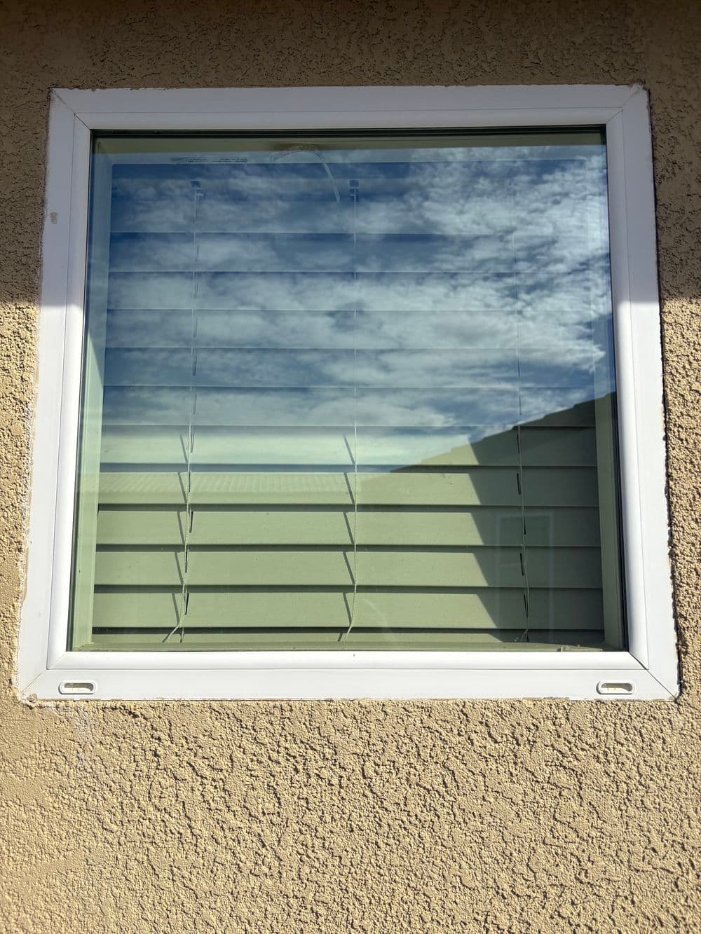 Gallery photos for Exterior Window Cleaning with Screens in Plumas Lake: Image #7