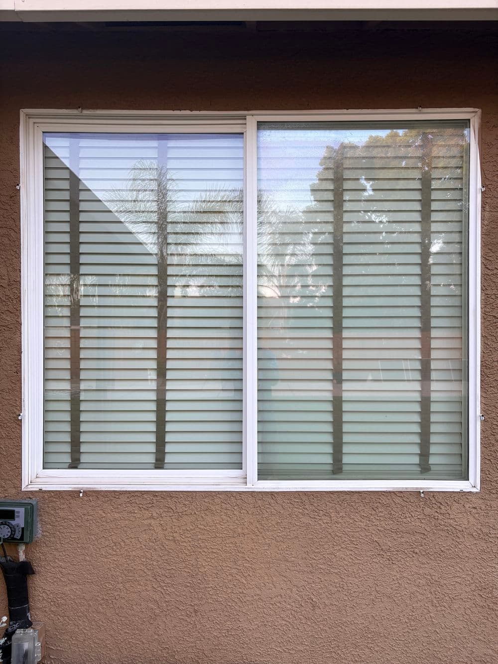Gallery photos for Exterior Window and Screen Cleaning in Plumas Lake: Image #5
