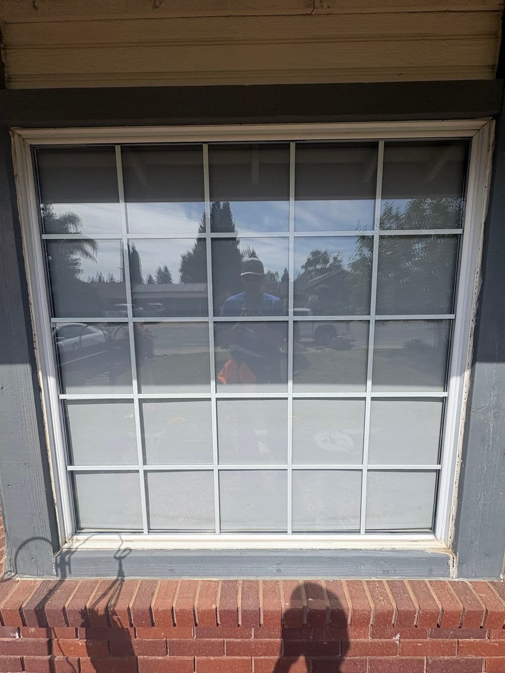 Gallery photos for Exterior Window and Screen Cleaning Done Right in Yuba City: Image #1