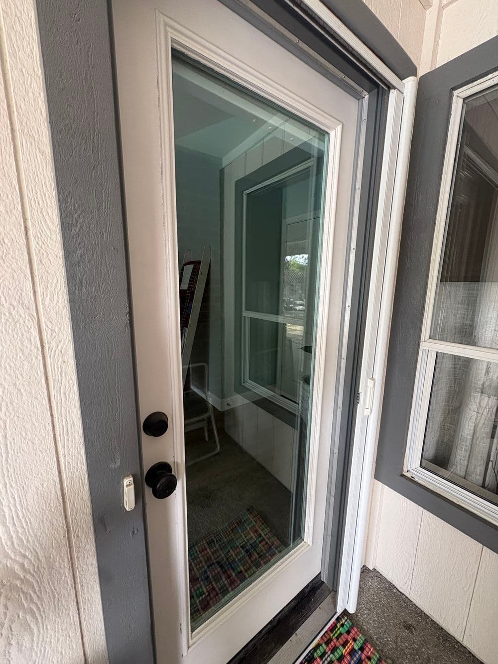 Gallery photos for Exterior Window and Screen Cleaning Done Right in Yuba City: Image #8