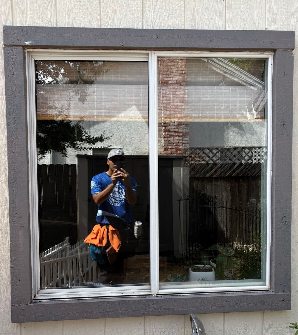 Gallery photos for Exterior Window and Screen Cleaning Done Right in Yuba City: Image #5