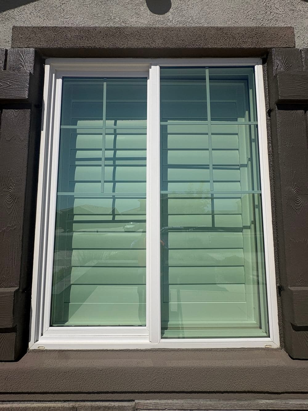 Streak-Free Window Cleaning for a Quarterly Client in Plumas Lake image