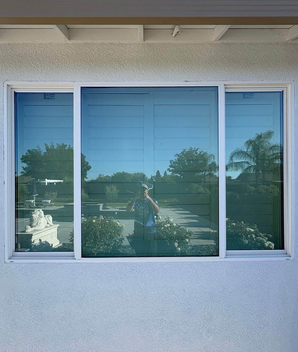 Gallery photos for Full Interior and Exterior Window Cleaning in Plumas Lake: Image #6