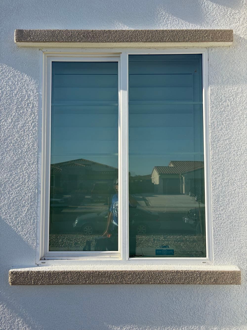 Full Interior and Exterior Window Cleaning in Plumas Lake image