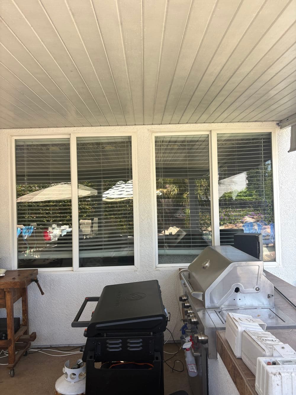 Gallery photos for Full Exterior Window Cleaning and Screen Replacement in Plumas Lake: Image #8