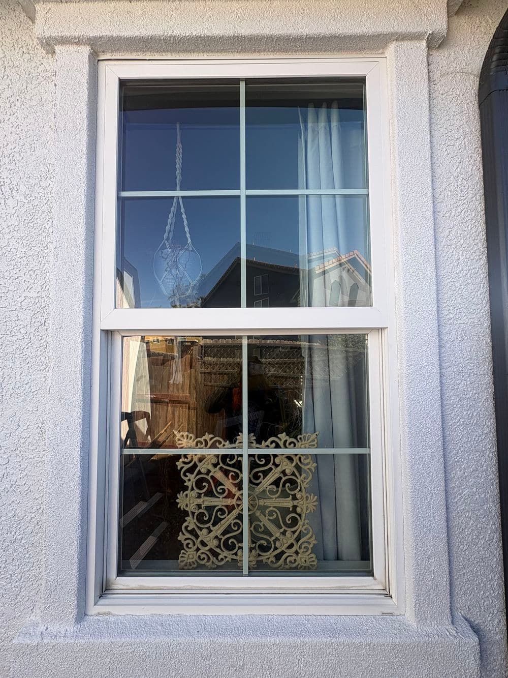 Full Exterior Window Cleaning and Screen Replacement in Plumas Lake image