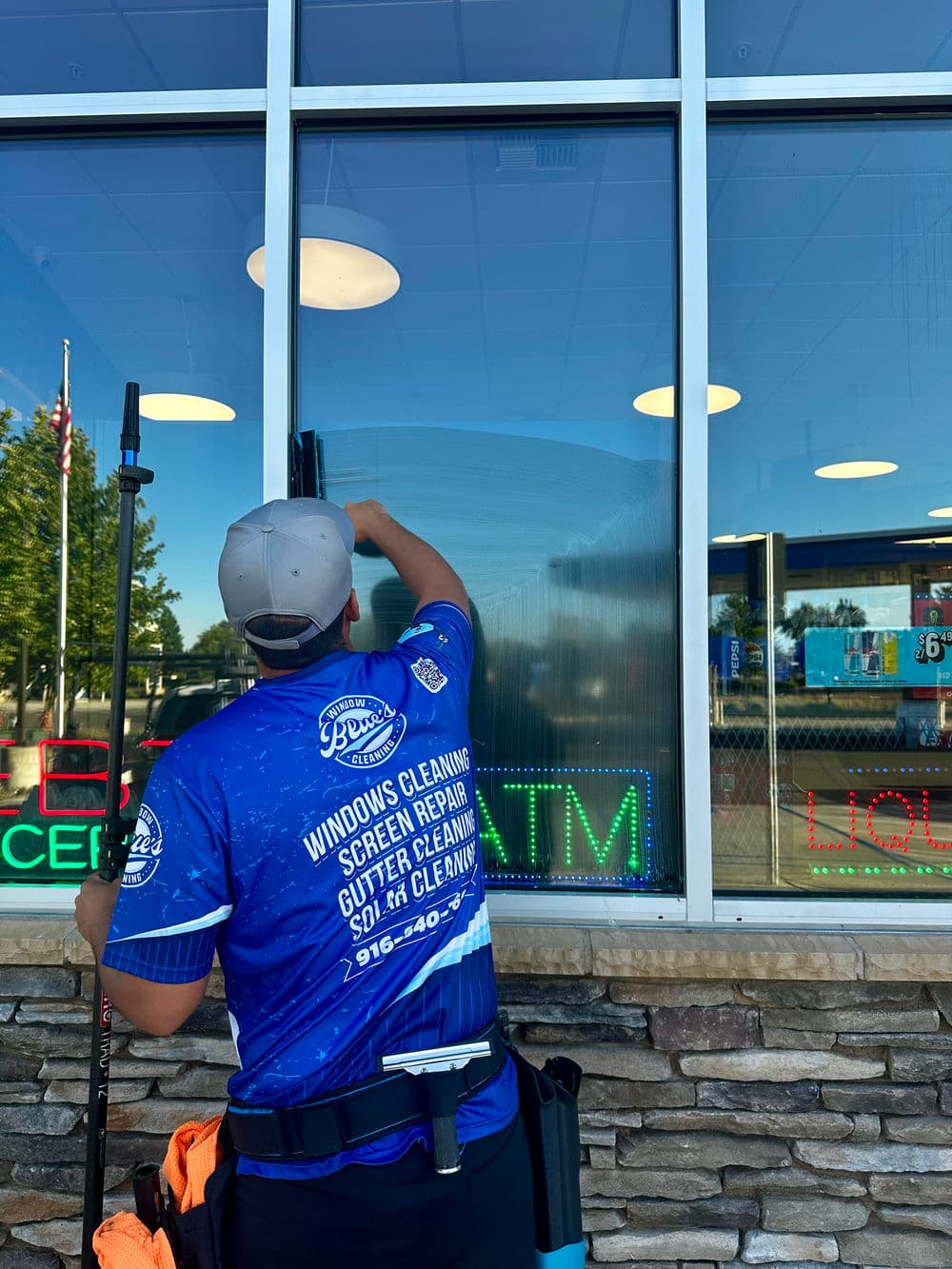 Gallery photos for Commercial Window Cleaning Done Right in Plumas Lake: Image #1