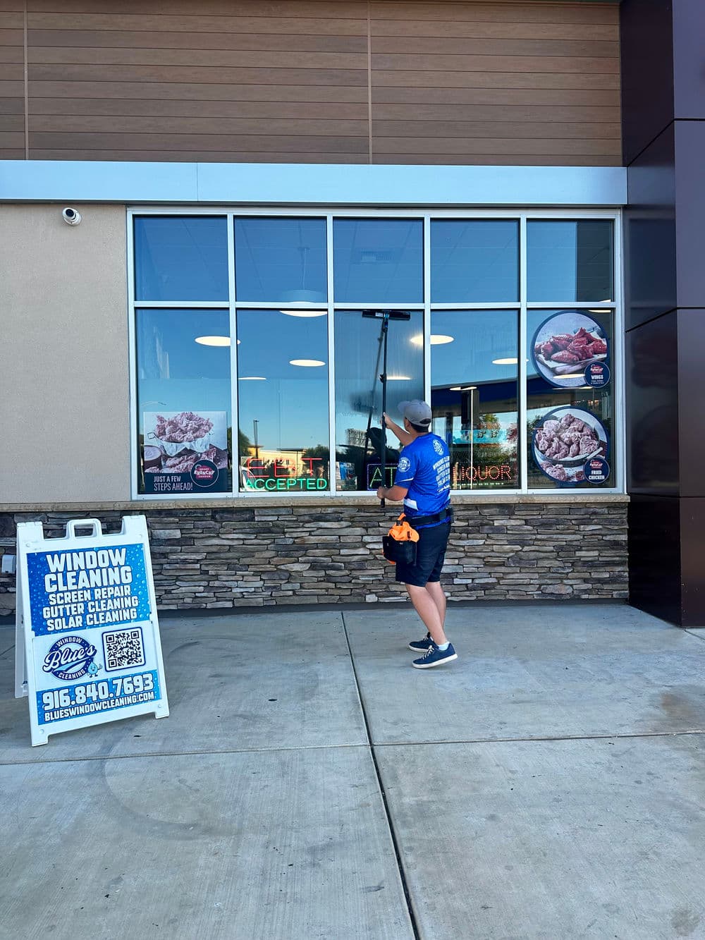Commercial Window Cleaning Done Right in Plumas Lake image