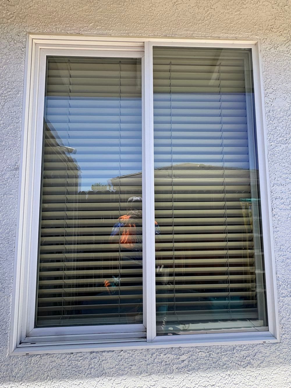 Gallery photos for Exterior Window Cleaning with Screen Service in Plumas Lake: Image #4