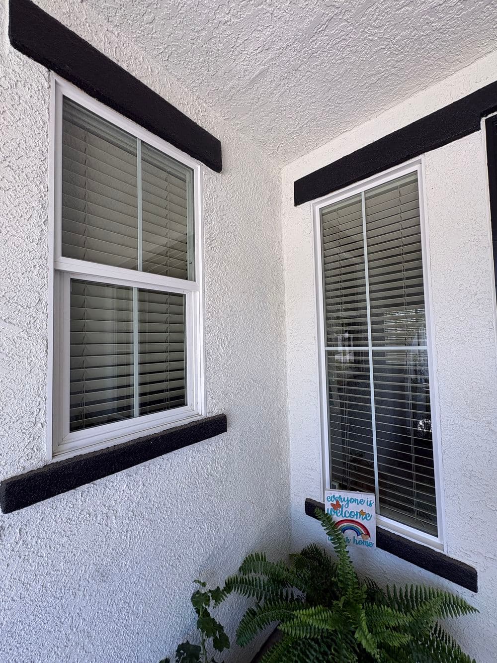 Gallery photos for Exterior Window Cleaning with Screen Service in Plumas Lake: Image #14