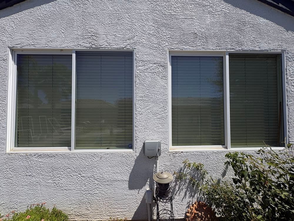 Gallery photos for Exterior Window Cleaning with Screen Service in Plumas Lake: Image #3