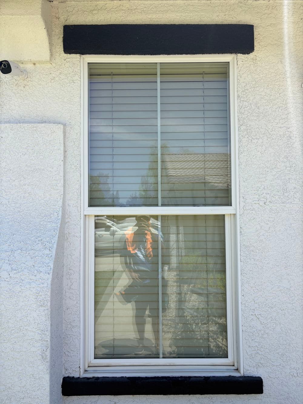 Gallery photos for Exterior Window Cleaning with Screen Service in Plumas Lake: Image #10